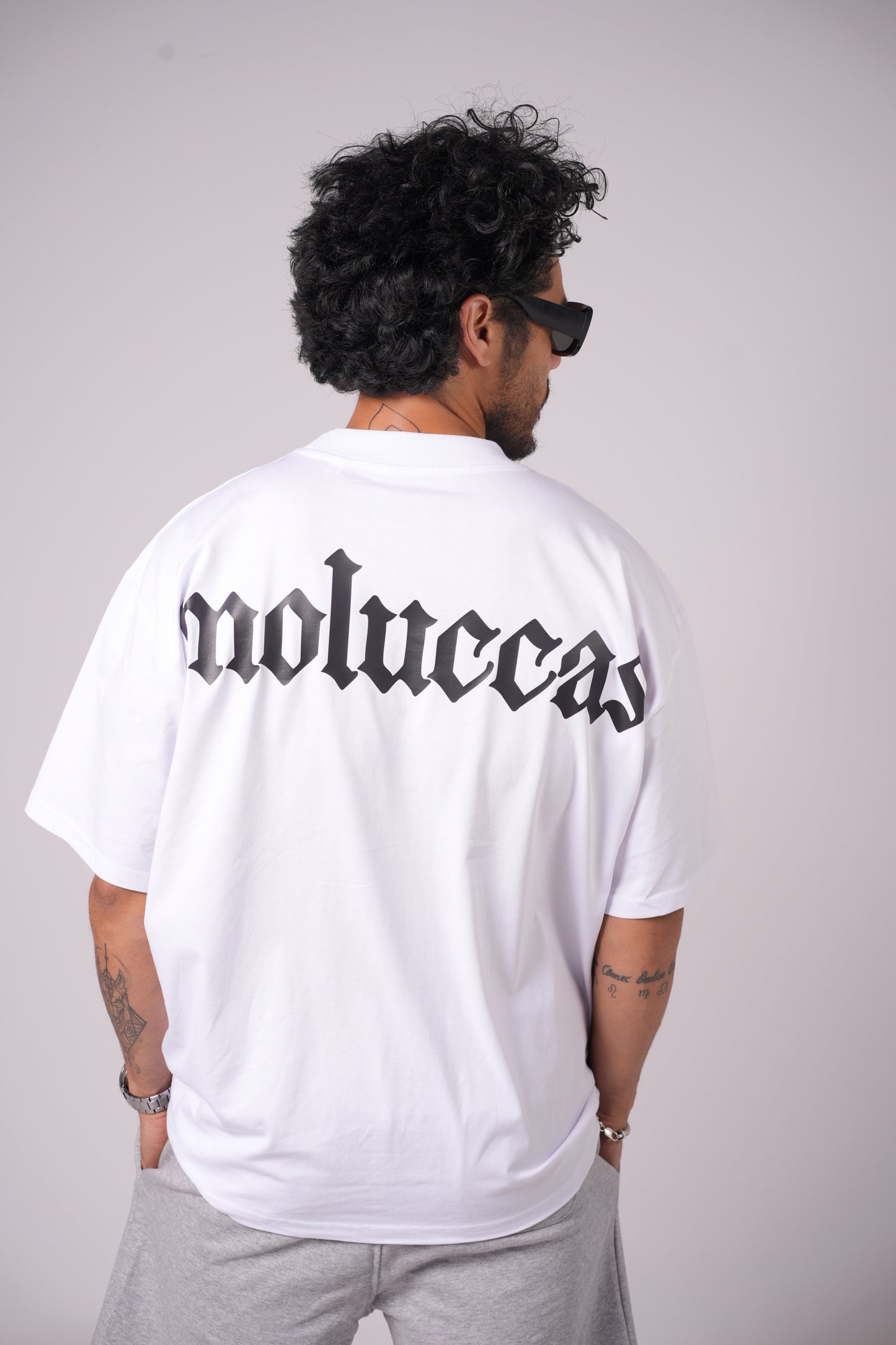 Moluccas (oversized).
