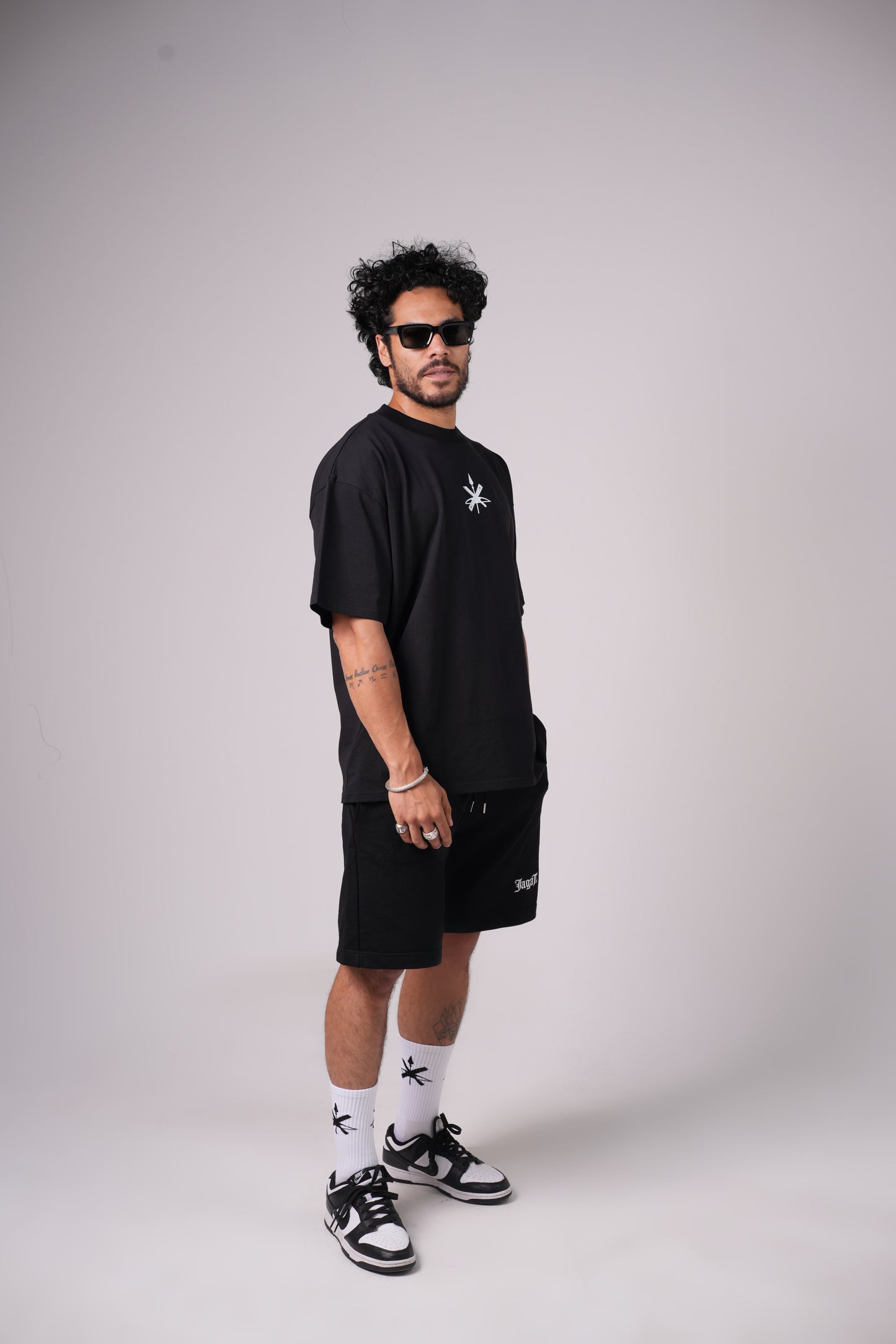 Indigenous (oversized).